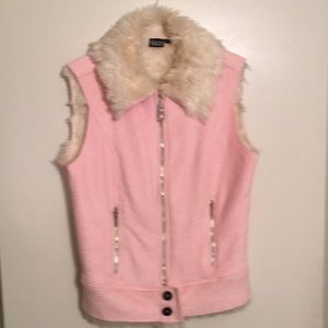 Woman’s NILS Vest, pink size small